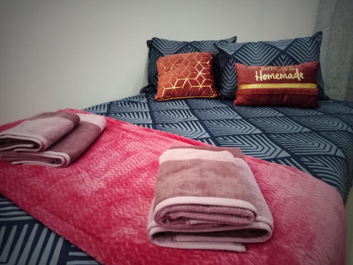 Suite Apartment Athens Center, Metro Metaxourgeio מראה חיצוני תמונה